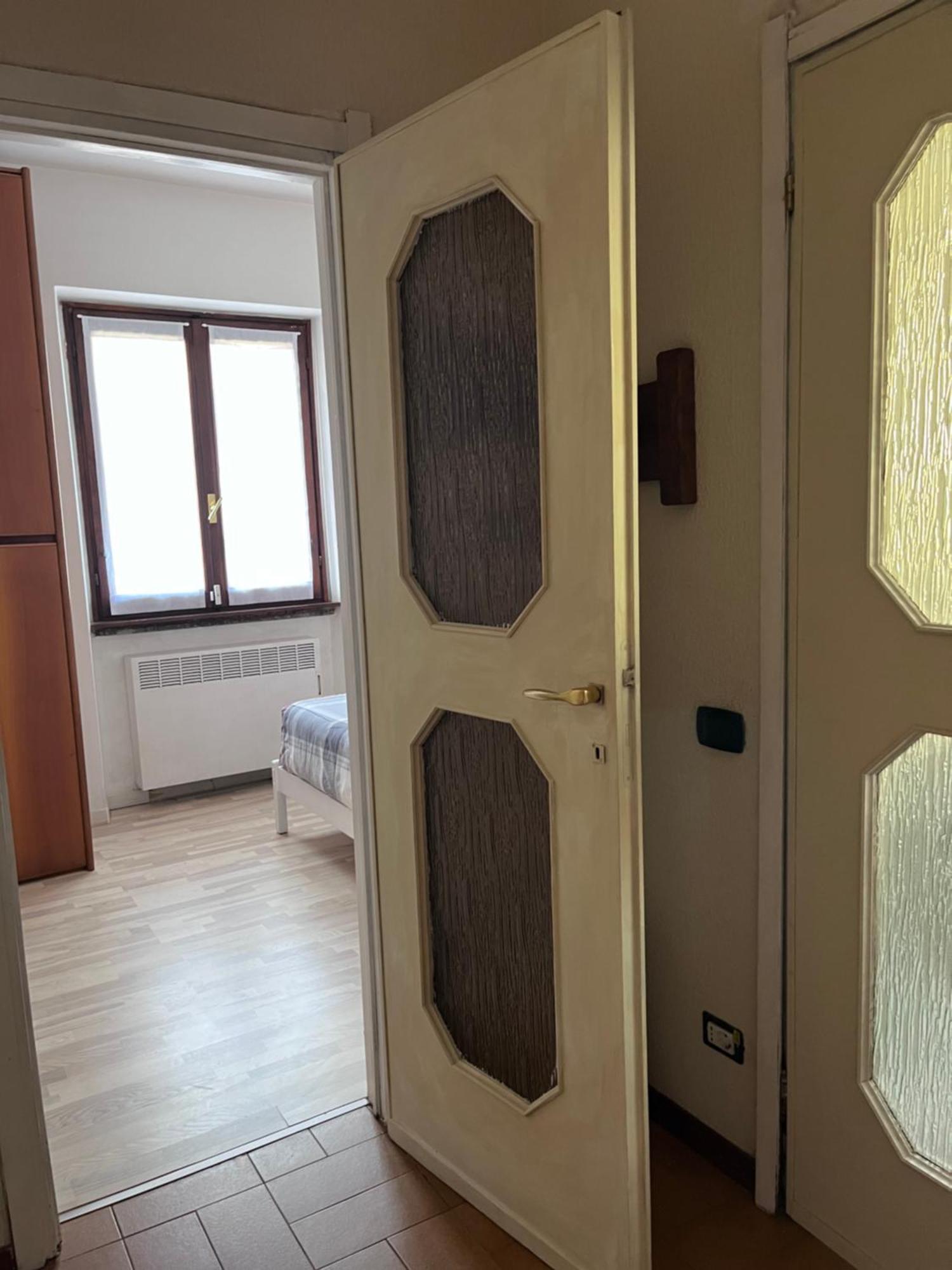 A Due Passi Dal Lago Canzo Luaran gambar